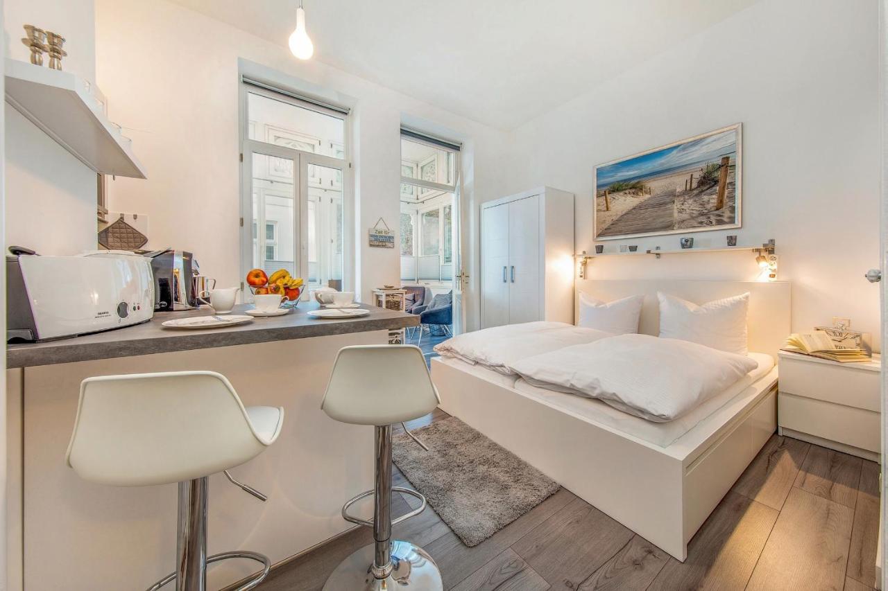 Villa Agnes Mit Meerblick-Loggia In Top Lage Am Strand - Duenengras Binz Kültér fotó